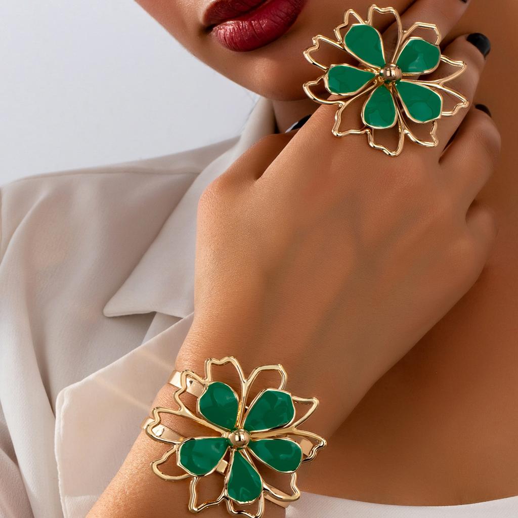 Women's Jewelry Set, Stereo Flower Green Holiday Style Ring Bracelet, Suitable for Daily Wear and Vacation