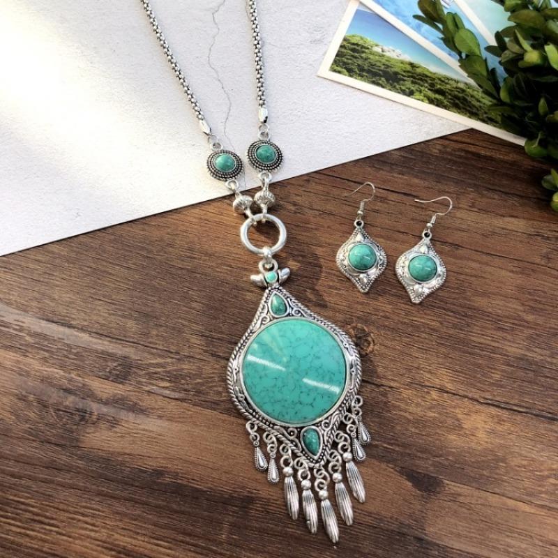 Vintage turquoise necklace Bohemian versatile temperament exaggerated fringed sweater chain earrings accessories