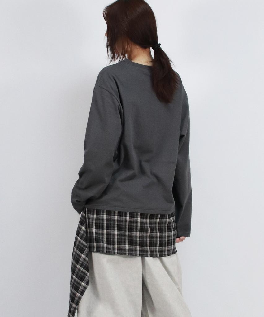 Deumakeu Layered Checkered Wrap Long Sleeve T-Shirt Charcoal