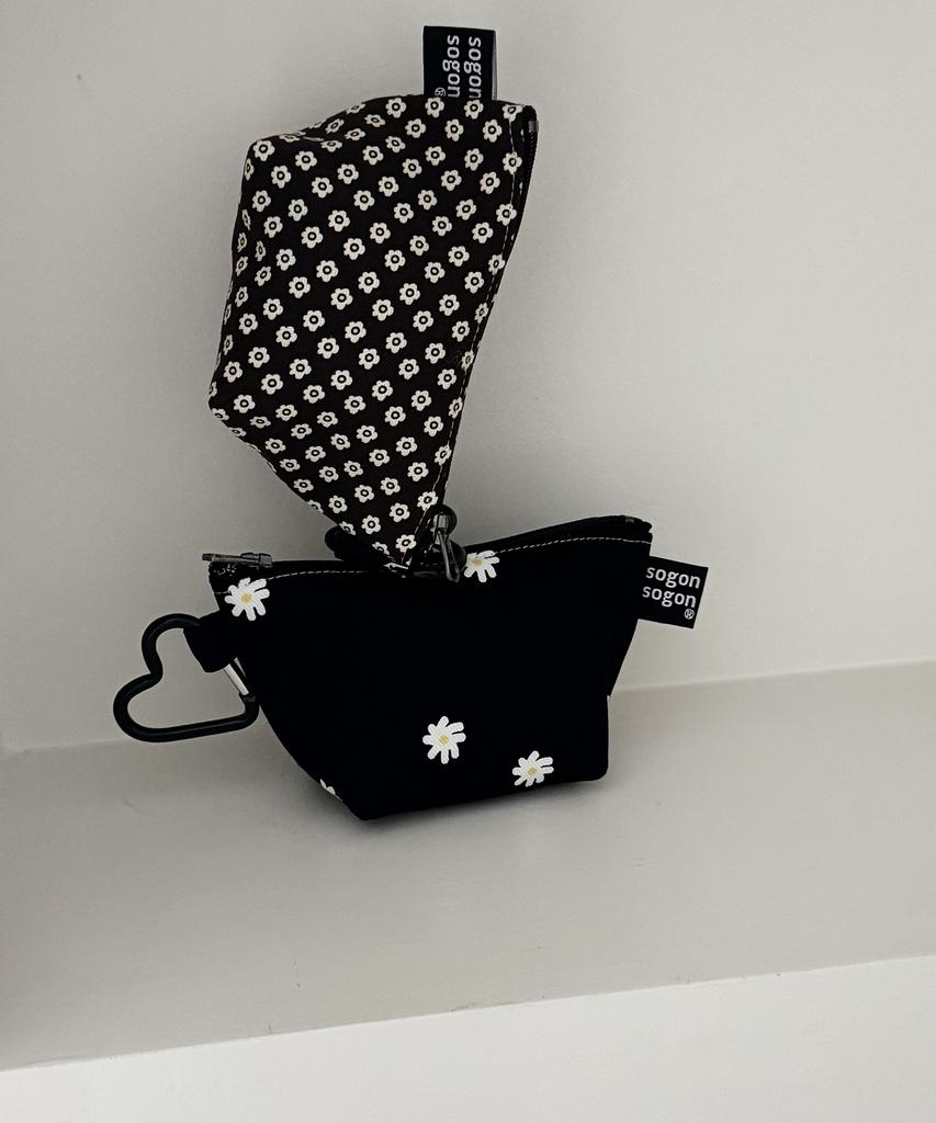 Sogonsogon Mini Flower Keyring Pouch S