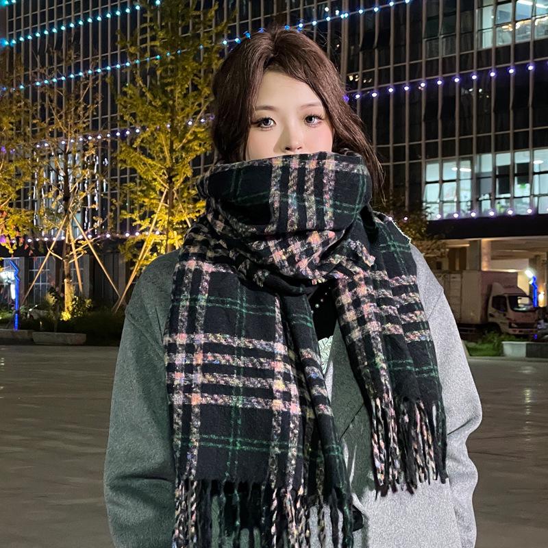 Hochwertiger Schal im koreanischen Stil mit Karomuster: Warmer, verdickter Kaschmir-ähnlicher Schal für Studenten und Paare
