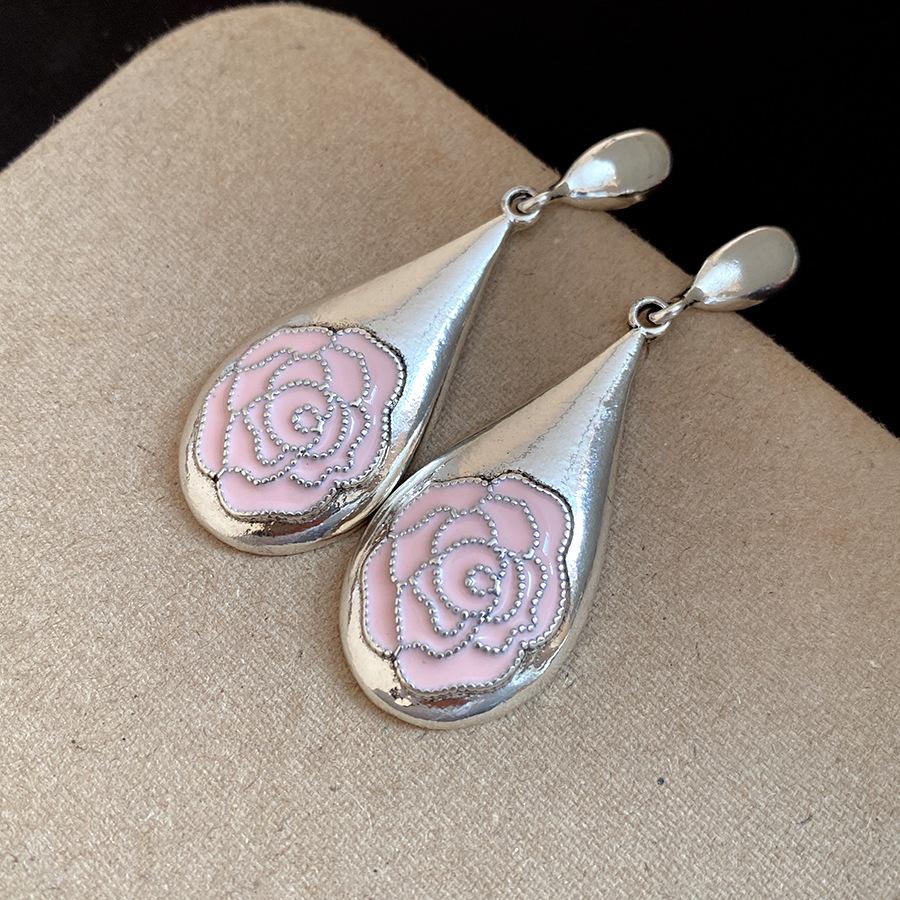 

Silver Needle Dripping Oil Flower Water Drop Pendant Earrings Personality Simple Fashion Temperament Earrings Light Luxury Advanced Earrings Women
