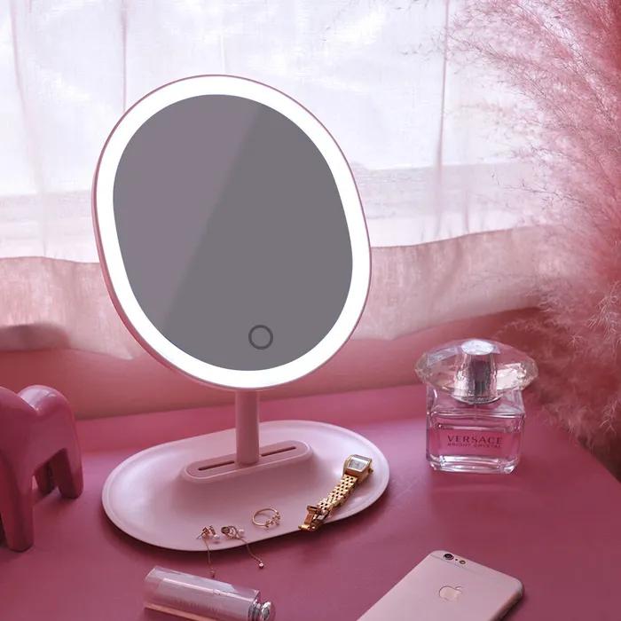 Beauty Ring LED Mirror – The Secret to Bright Makeup!