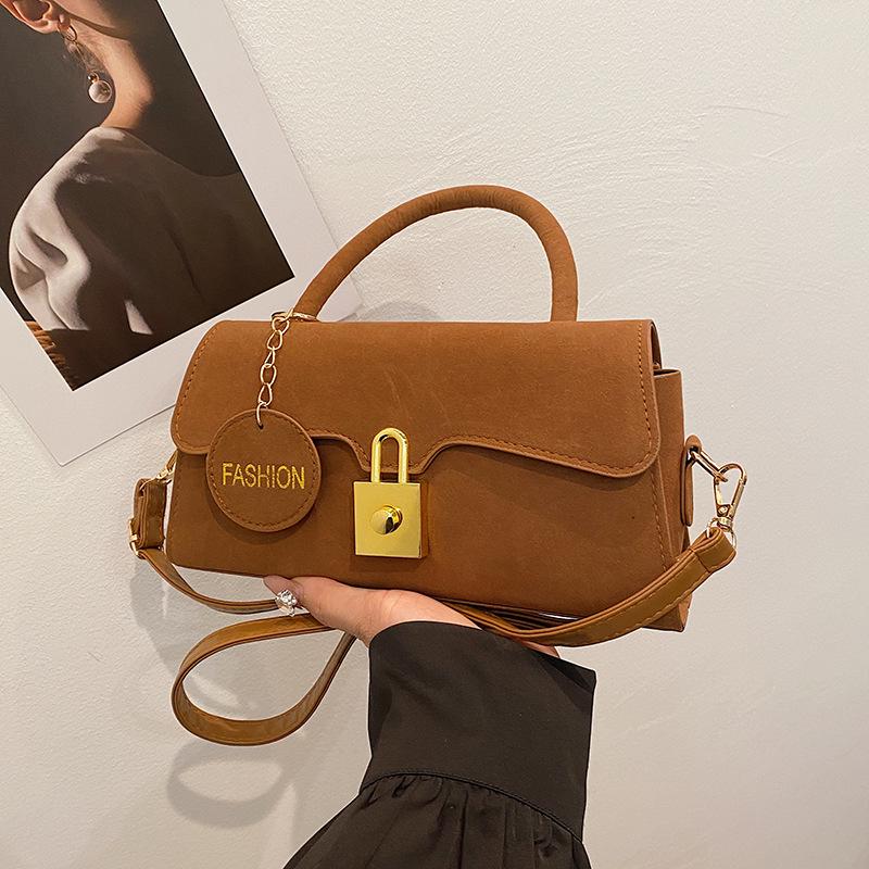 

Стильная ретро сумка кроссбоди - Коллекция Осень 2024 темно-коричневого