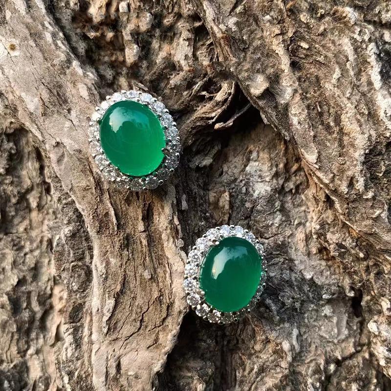 S925 Silver Green Chalcedony Earrings - Classic Lavish Style