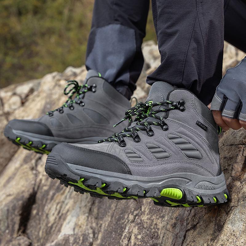 2025 Four Seasons High-Top Hiking and Climbing Shoes - Casual, Cross-Border Couple Style