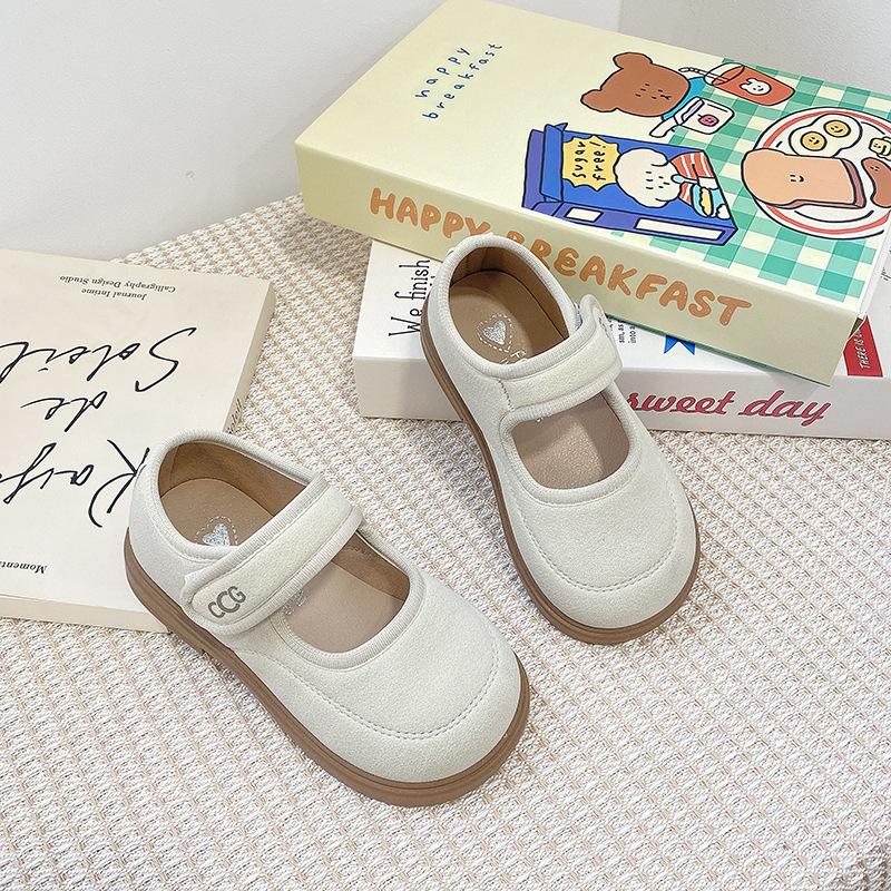 

Весенне-осенние новые туфли принцессы из кожи в корейском стиле для девочек, универсальные, на матовой мягкой подошве 31 бежевый