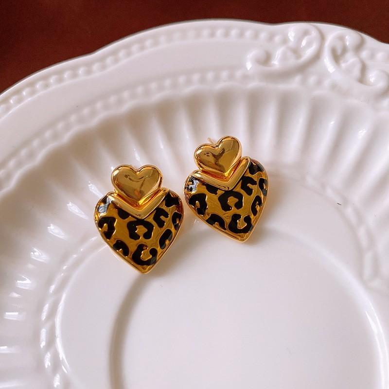 Planet Letter Silver Needle Earrings Niche Stud Earrings Light Luxury High Sense Versatile Earrings