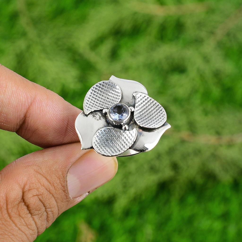 925 Silver Round Natural Tanzanite Quartz Mother Statement Flower Elegant Ring