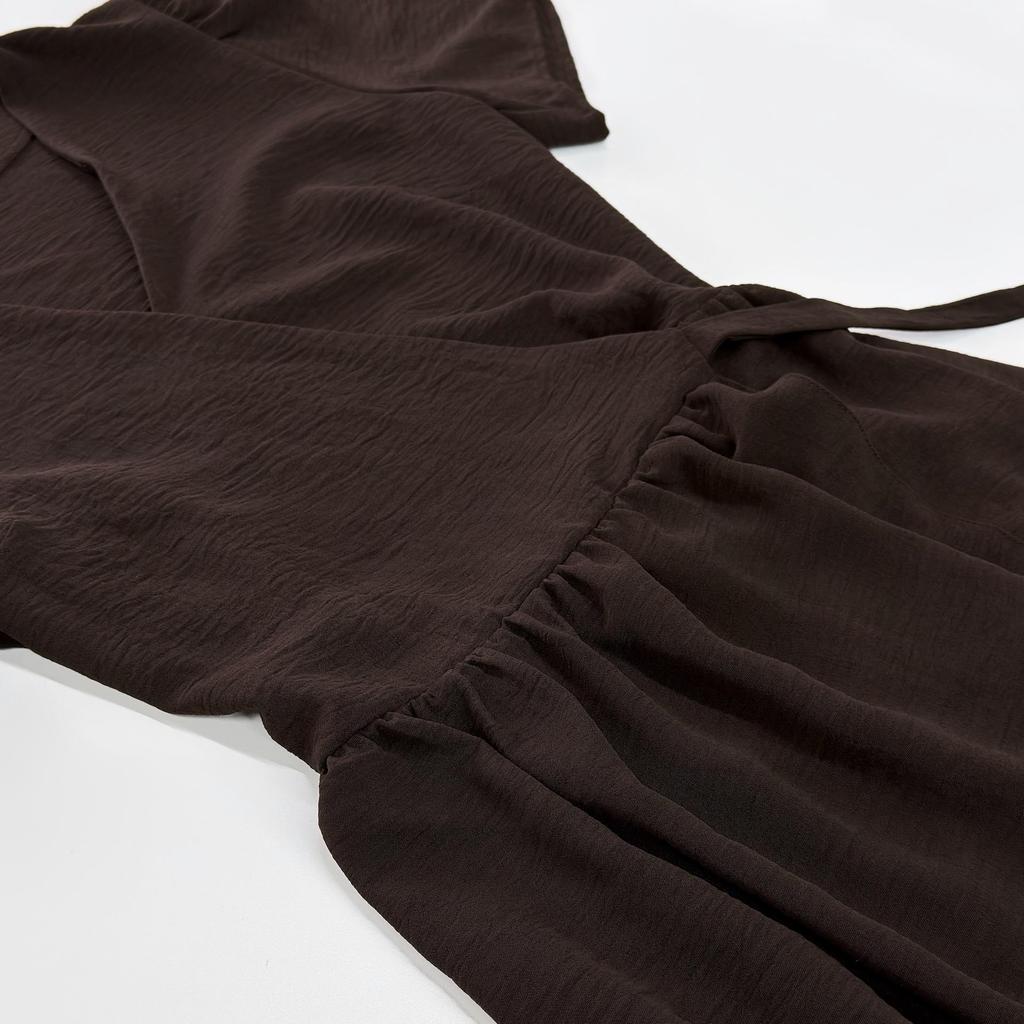 Elegant V-Neck Summer Evening Dress with Cinched Waist and Slit, Short Sleeve