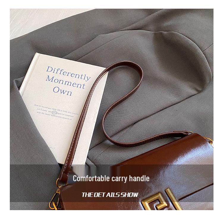 2025 Trendy Retro Chic Autumn/Winter Versatile Underarm Square Bag - High-End Commuter Shoulder/Crossbody