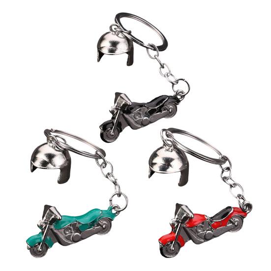 Keychain Pendant Motorcycle Shape Zinc Alloy Key Chain with Electroplated Double Helmet Design Cool Street Style Key Holder Backpack Car Accessory
