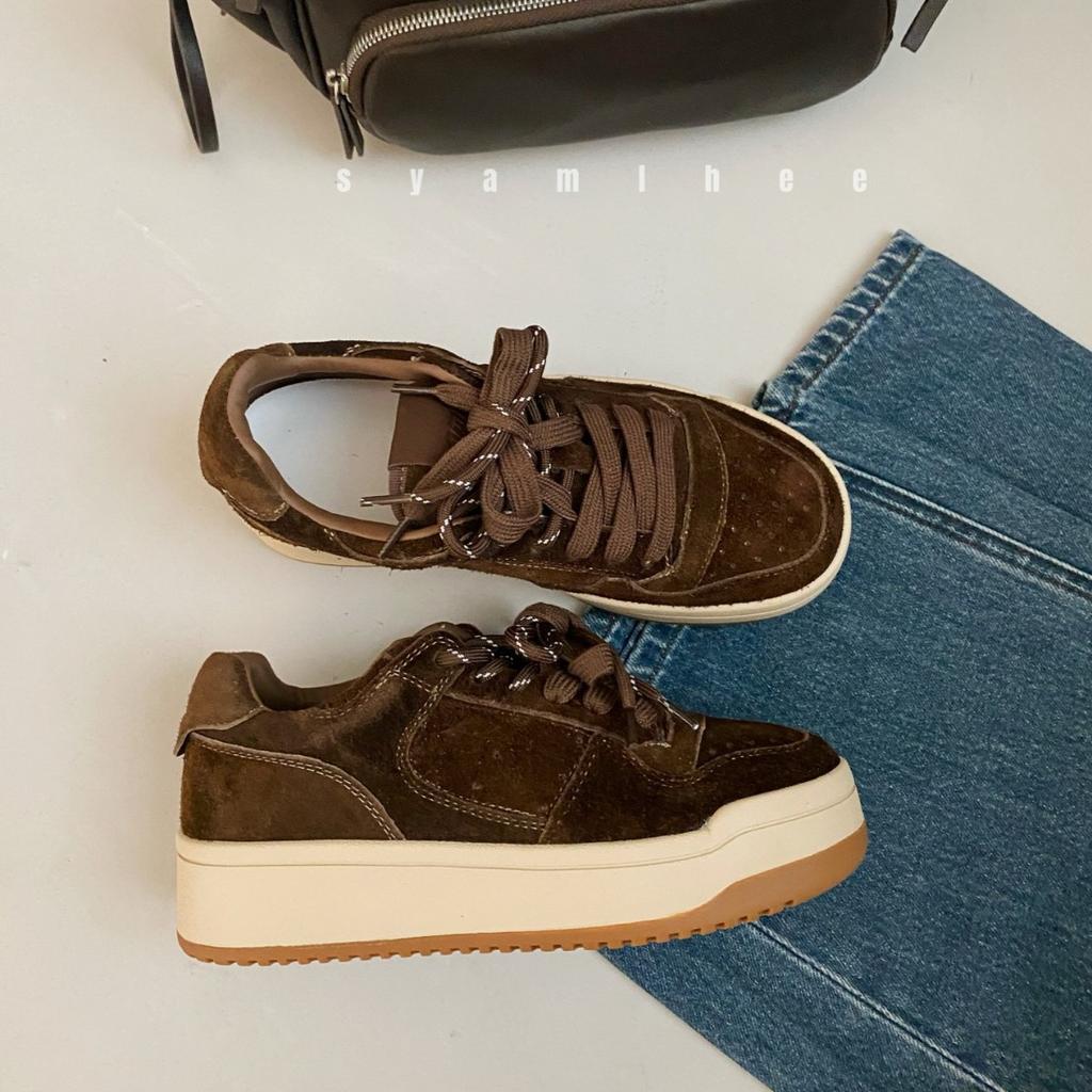 2025 New Leather Thick-soled Retro German Training Shoes Women's Flat-soled Versatile Casual Fashion Comfortable Sports and Leisure Board Shoes