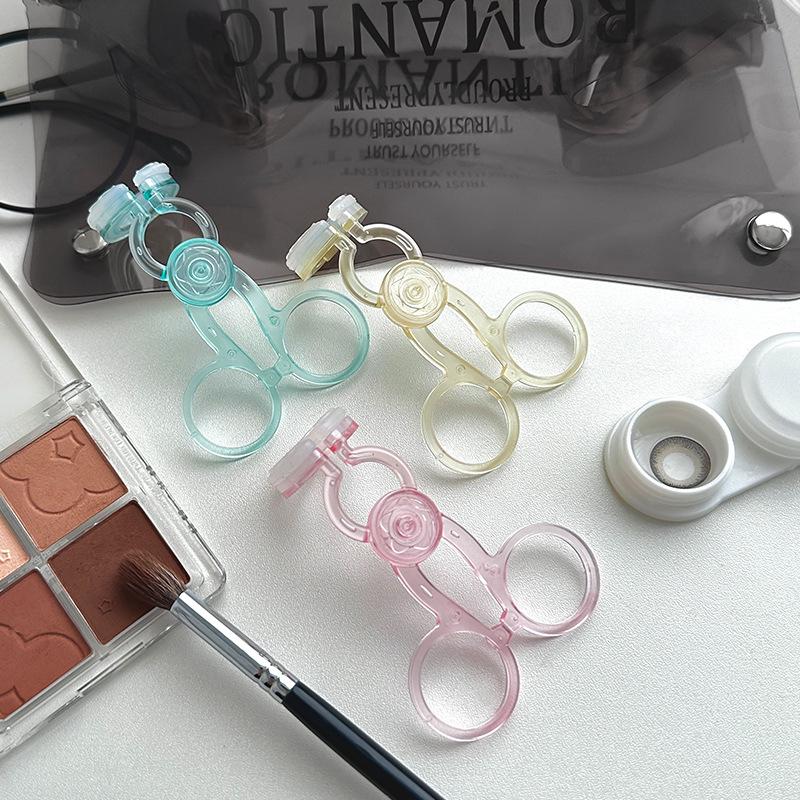 Universal Color Contact Lens Application Tool for Men and Women – Eyelid Spreader and Clip