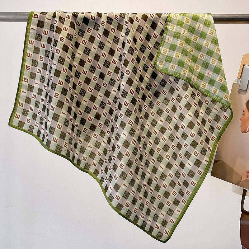 

Корейский принт Осень и Зима Новый Квадратный Шарф Темперамент Универсальный Модный Шарф Галстук Шарф Многофункциональный Шарф для Женщин 68*68cm