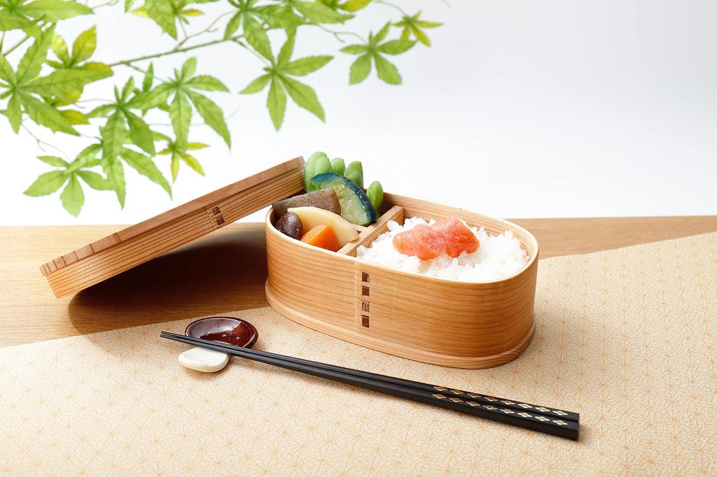 Osaka Choseido Magewappa Bento Box with Dividers and Lunch Band Beige (Long Oval 550cc, Band)
