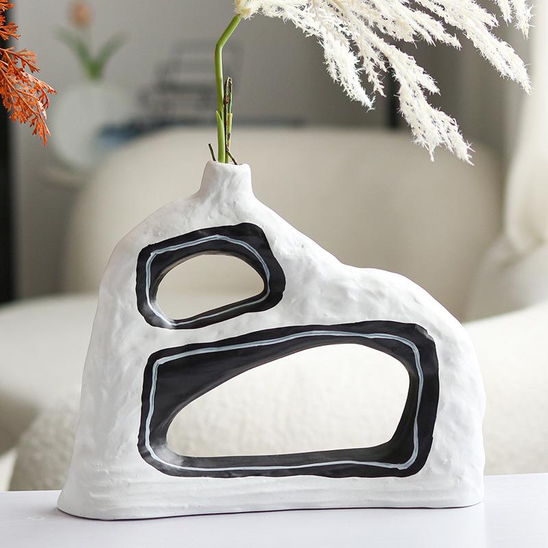 Modern Black and White Geometric Hollow Flower Utensils, Living Room Entrance Decorations, Model Room, Home Art, Simple Vase Decorations