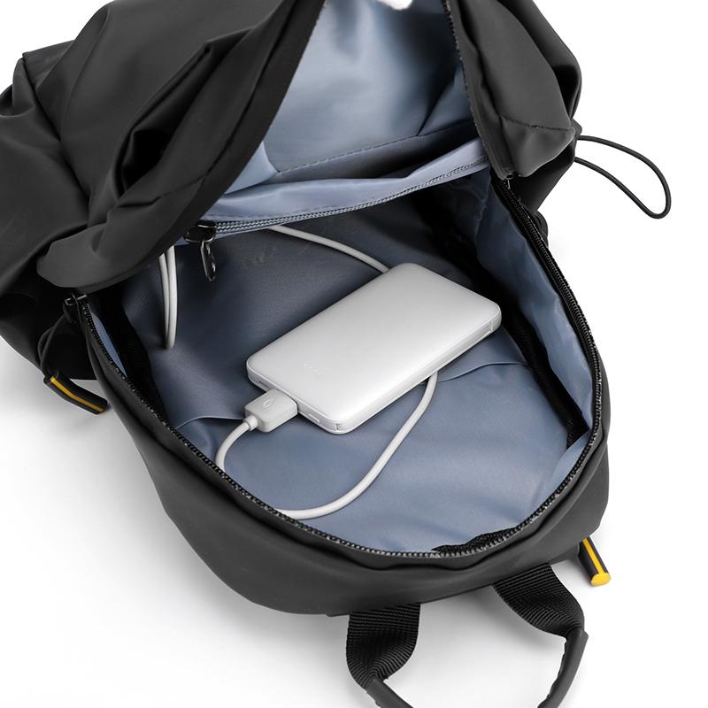 Men's Chest Bag for Men Casual Crossbody Bag Men Anti Theft School Summer Outdoor Short Trip Messengers Sling Bag