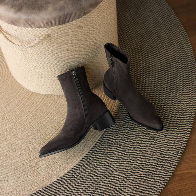 New Comfortable Rubber Sole Pointed Large Size Women's Boots Solid Color Elastic Suede Square Heel Medium Tube Boots Autumn and Winter Martin Boots Wo