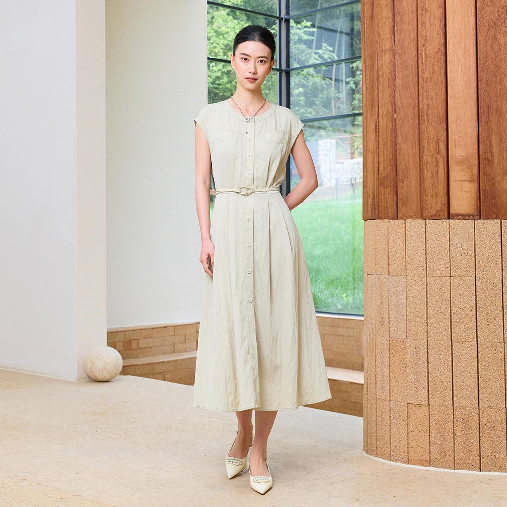 Round neck sleeveless waist cinched dress for women in summer 2026, suitable for commuting and slimming, mid length A-line shirt skirt