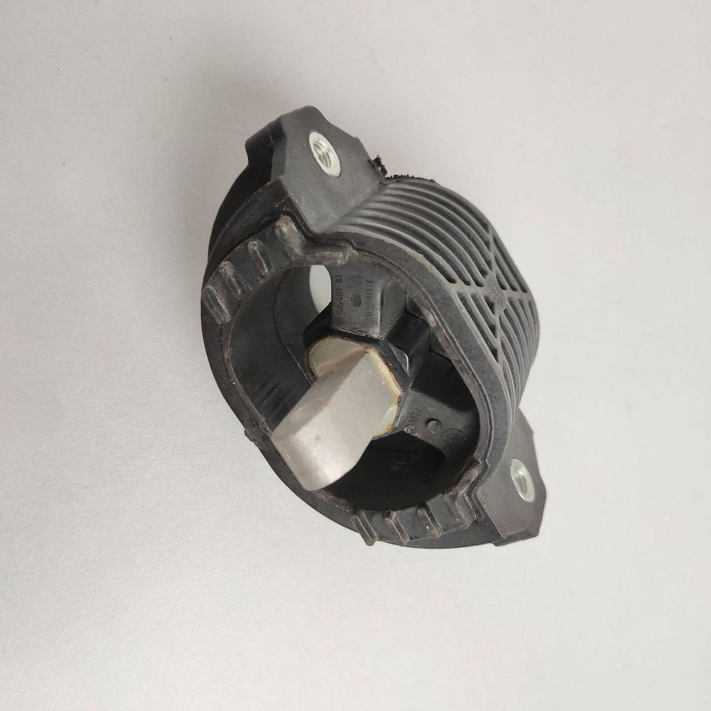 BMW F10 Gearbox & Engine Mount Bracket 22326780269