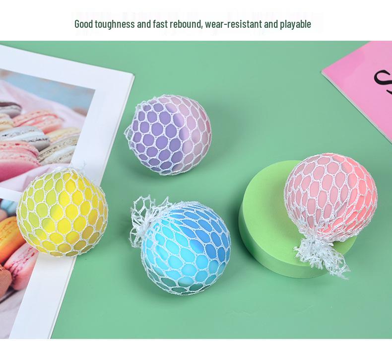 Novelty Color-Changing Grape Squeeze TPR Rubber Stress Ball Toy