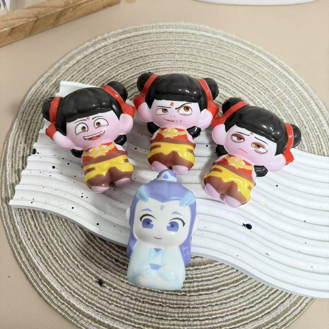 

Игрушка-сквиши Нежа Q с медленным восстановлением для снятия стресса и украшения