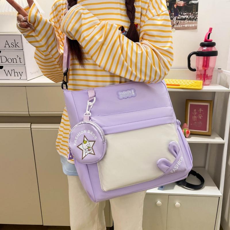 Versatile girl messenger bag women's new small fresh junior high school class commuter bag large capacity shoulder bag large capacity