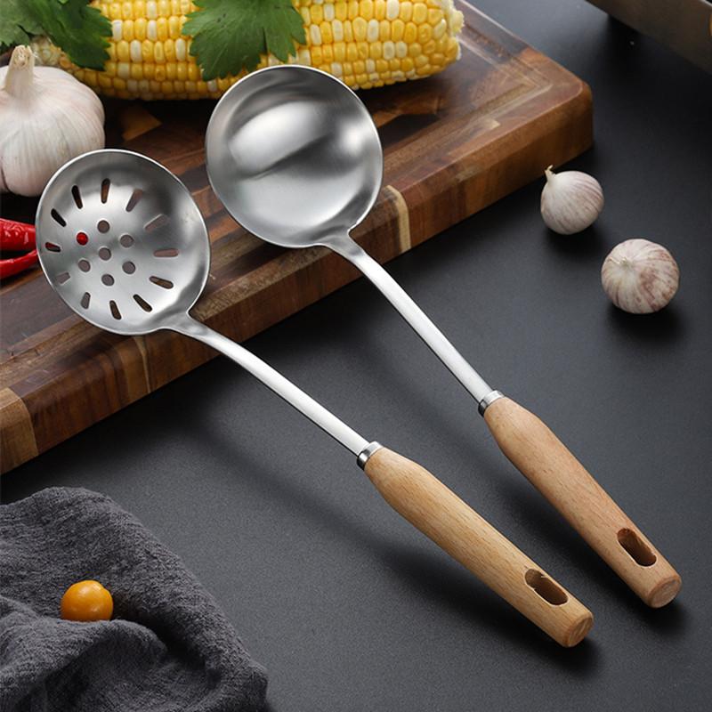 1pc Stainless Steel Soup Spoon Colander with Wooden Handle Large Porridge Spoons Strainer Skimmer Kitchen Cooking Utensils
