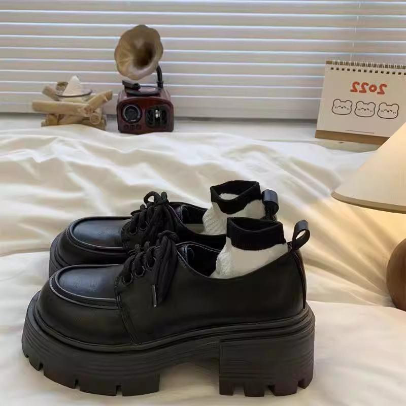 Spring 2025 British style platform Mary Jane small leather shoes women's new skirt versatile college style loafers
