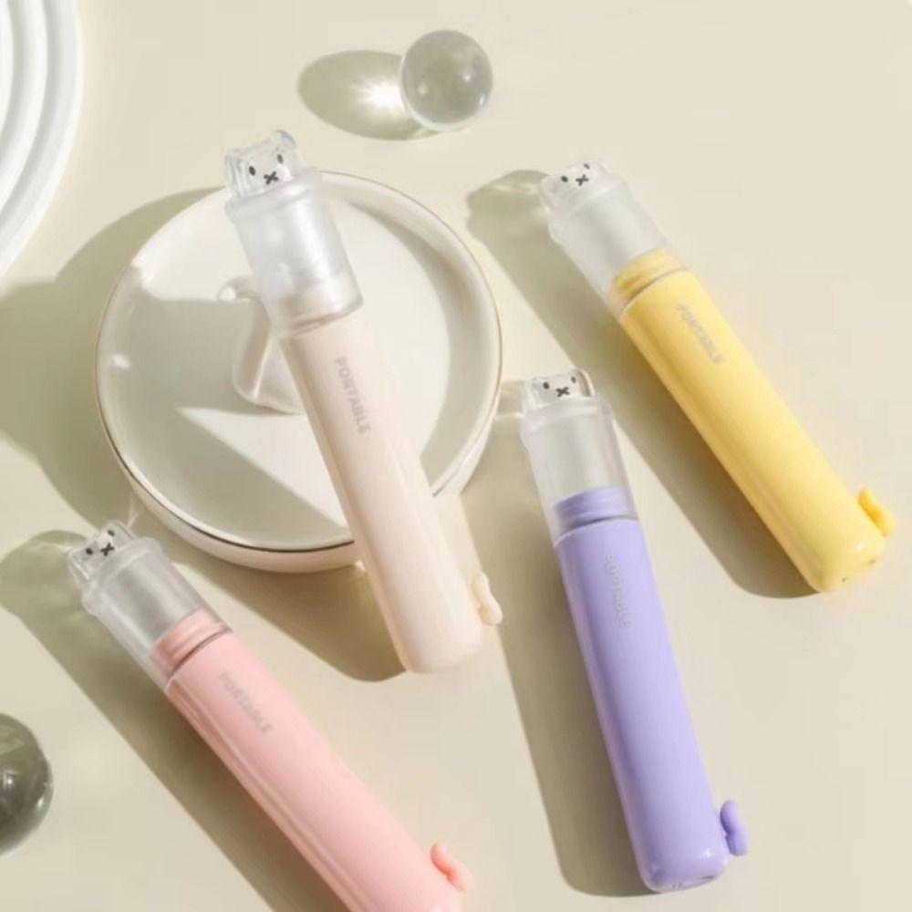 

2Pcs Foldable 2 in1 Travel Toothbrush Soft-bristled Portable Toothpaste Dispenser Camping жовтий