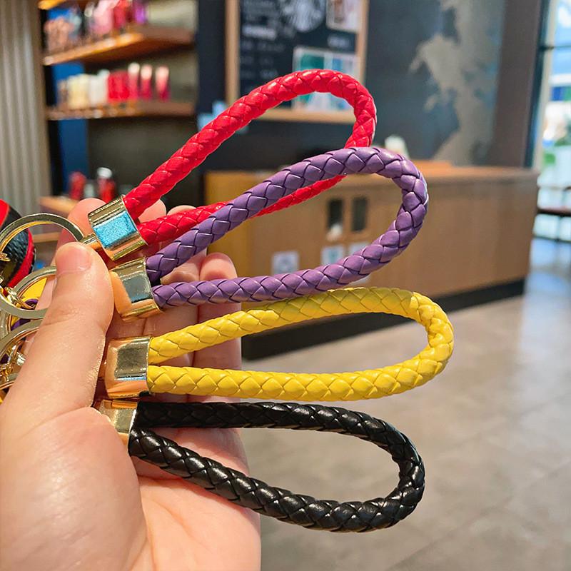 Bunter Silikon-Basketballschuh-Schlüsselanhänger für Rucksäcke und Autoschlüssel Süßes Geschenk