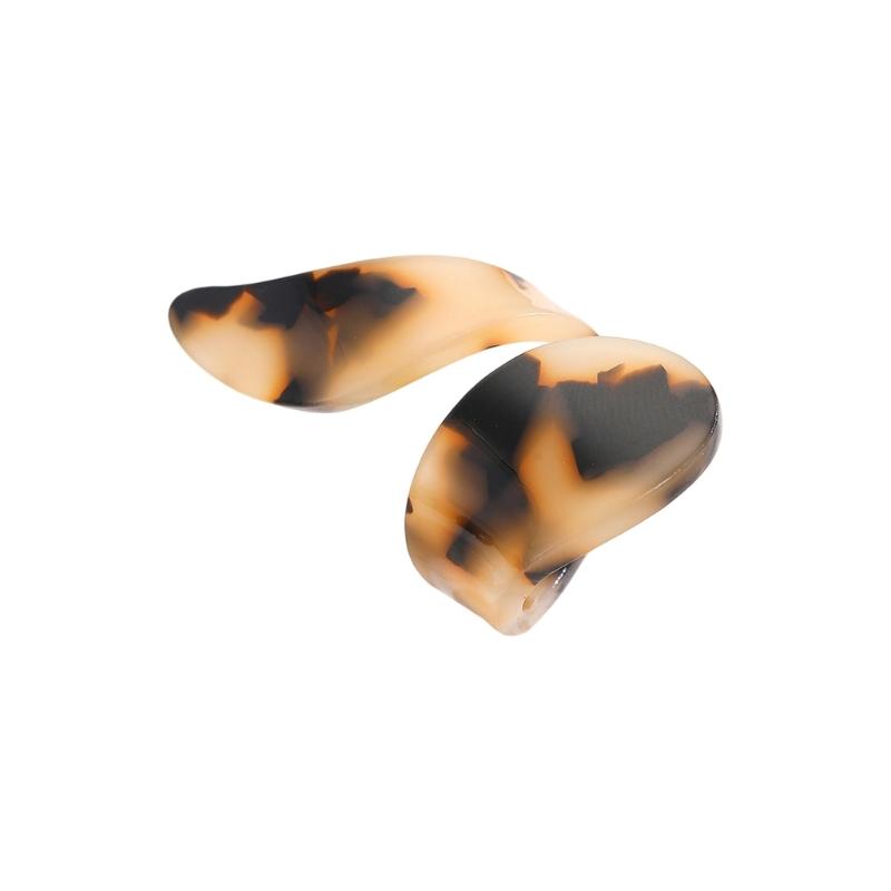 Flexible Fit Brown Leopard Pattern Acrylic Geometric Ring Lightweight Comfortable Statement Jewelry Accessory