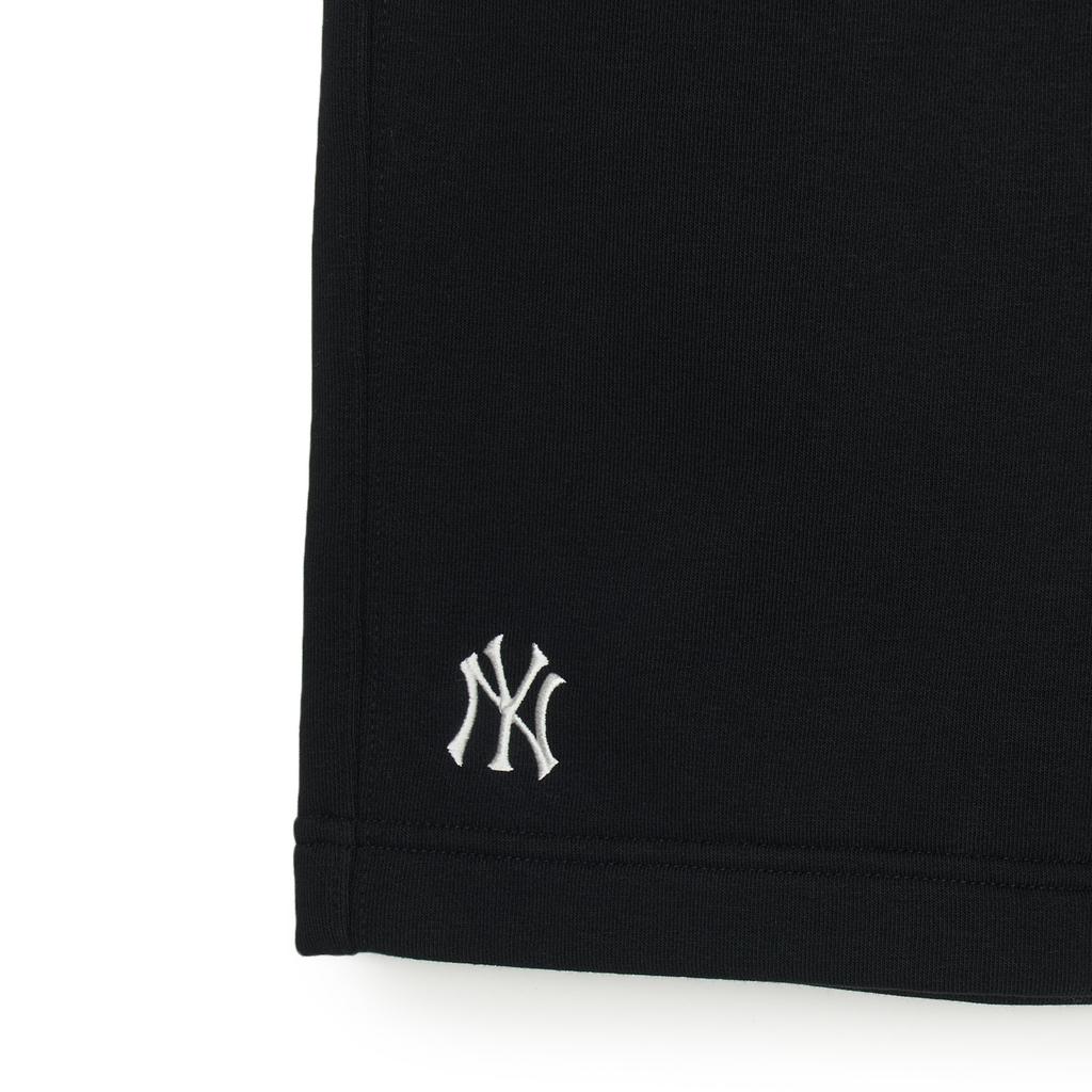 New MLB Basic New York Yankees Casual Shorts Unisex Black 3ASPB0953-50BKS