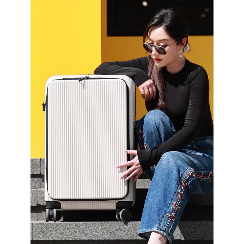 TOBOOG Smart Travel Suitcase with Dual Charging Ports