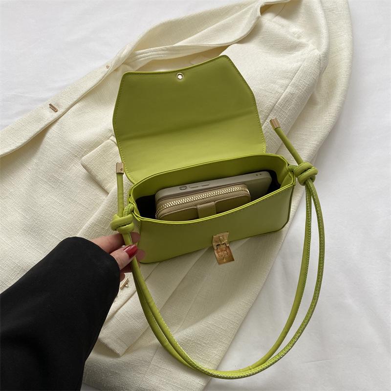 High-end Style Bag, Retro Hand-held Underarm Bag, Stylish Young Girl Single-shoulder Crossbody Small Bag