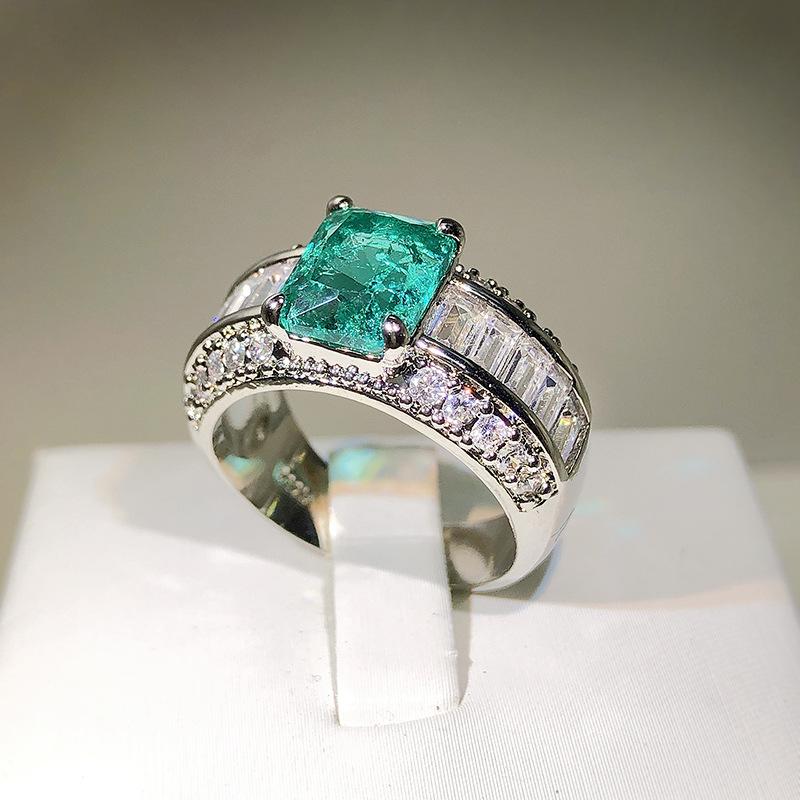 Inlay Artificially Cultivated High-carbon Precision Quality Princess Fang Paraiba Simulated Diamond Ring
