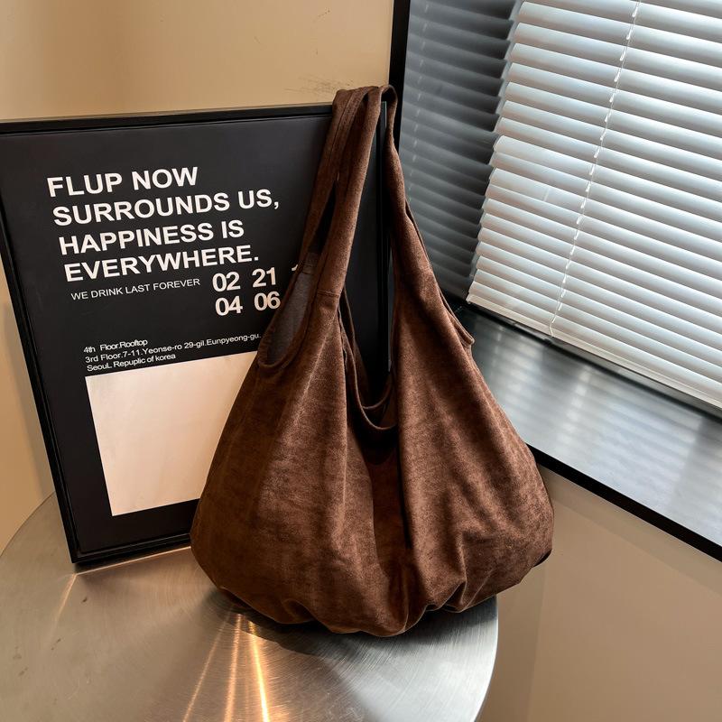 Korean large-capacity lazy wind tote bag women's niche design commuting leisure relaxation shoulder armpit bag