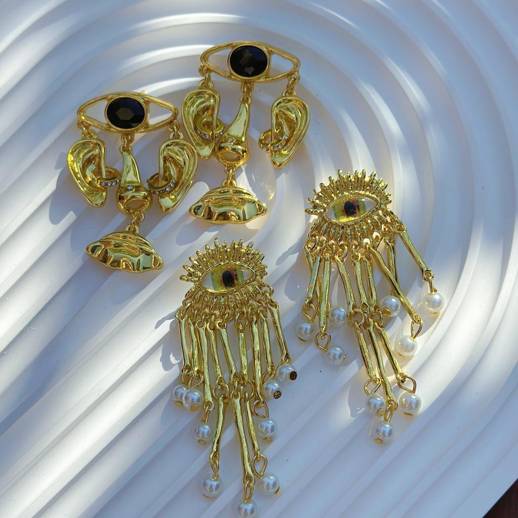 Literary Retro Vntage Devil Eye Fringed Earrings Exaggerated Design Sense Earrings Women
