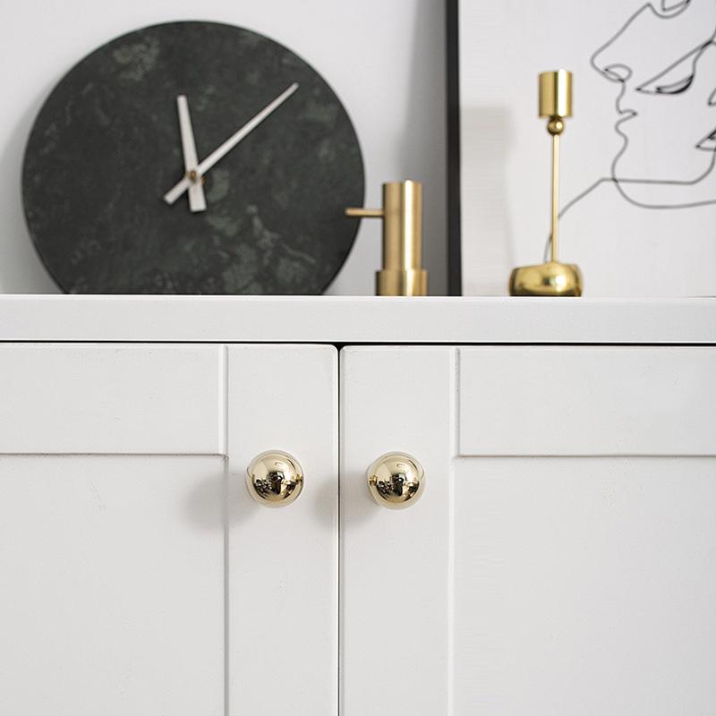 American Minimalist Zinc Alloy Single Hole Handle for Drawer, Shoe Cabinet, Wardrobe - Bright Silver/Gold Finish