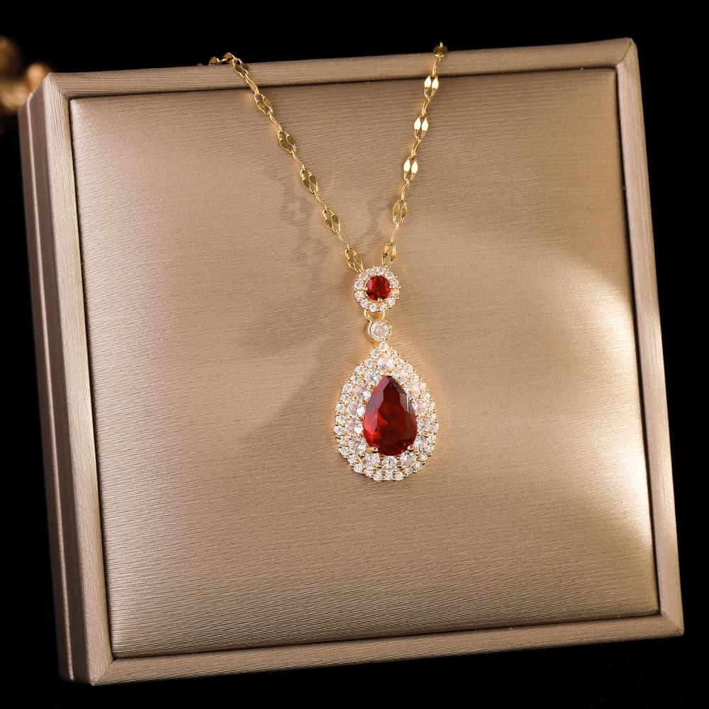 Elegante Pingente de Cabacinha com Fecho de Paz de Jade - Corrente para Clavícula em Aço Titânio no Estilo Chinês Retro