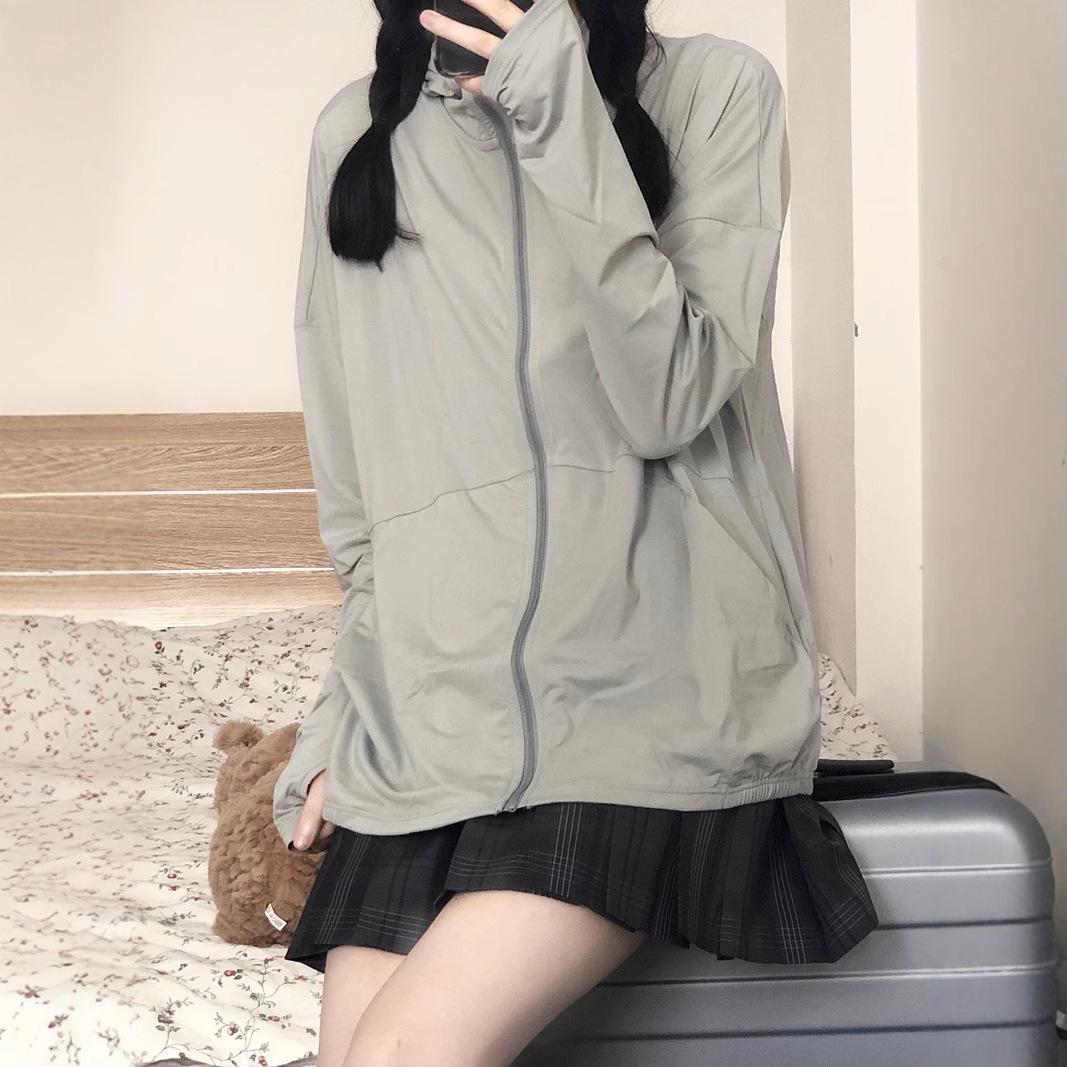 

Women s 2025 Ice Silk Sun Protection Cardigan - Breathable, Loose, Anti-UV, Summer Jacket XL [60-65 kg]