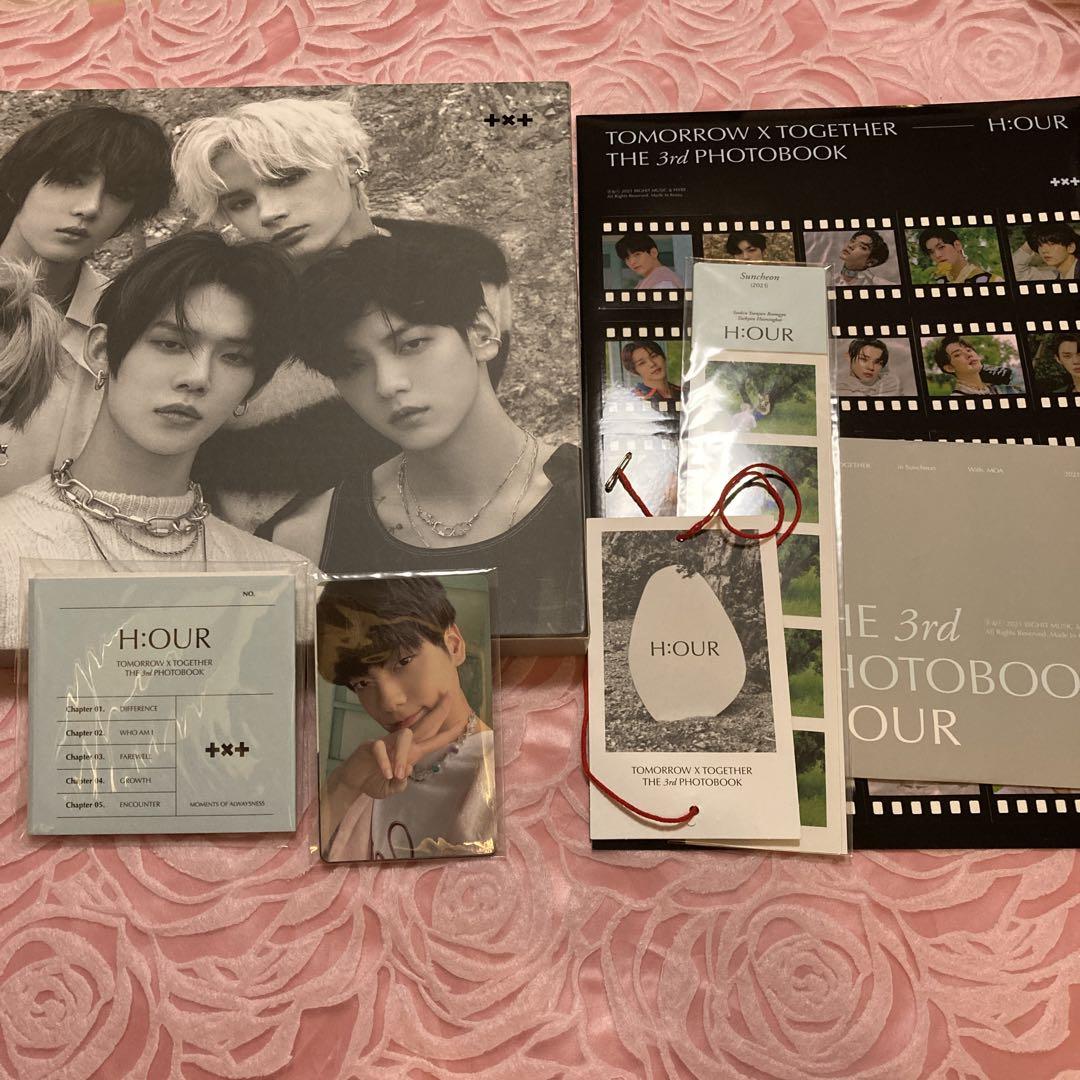 

[Б/У] TXT 3-й фотобук HOUR с торговой карточкой