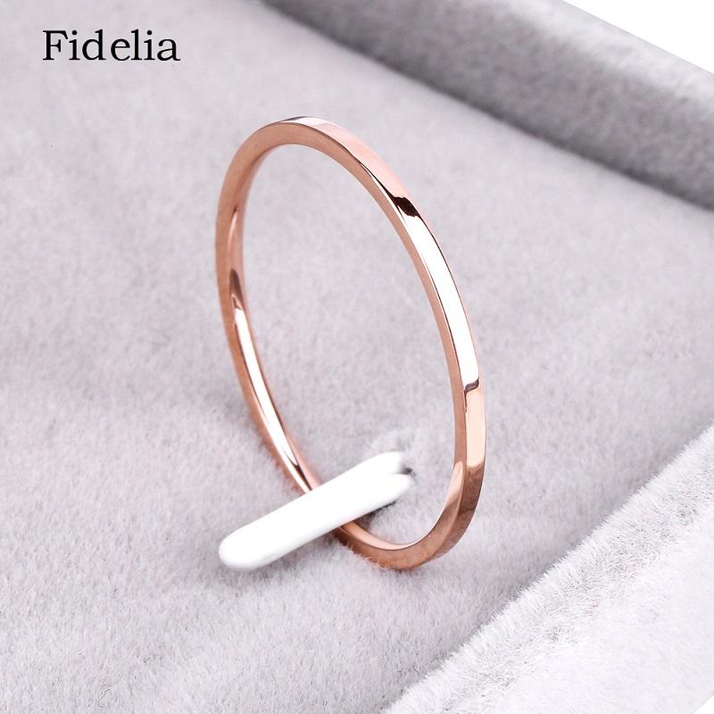 Ramos Edelstahlringe Roségold Antiallergisch Glatt Schlicht Eheringe für Paare Bijouterie