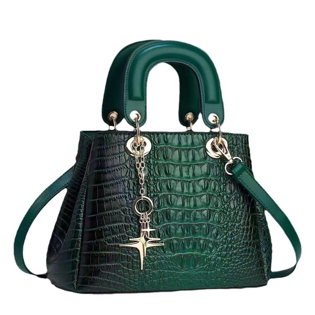 Crocodile Pattern Fashion Women's Handbag Large Capacity Soft Leather Atmospheric Middle-aged Mom Bag