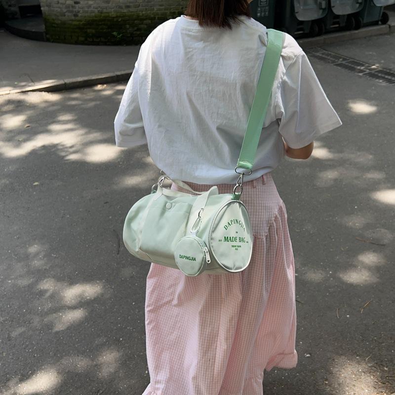 Niche Large-Capacity Storage Bag, Women'S Fitness Bag, Duffel Bag, Yoga Sports Bag, Short-Distance Travel Bag, Messenger Bag.