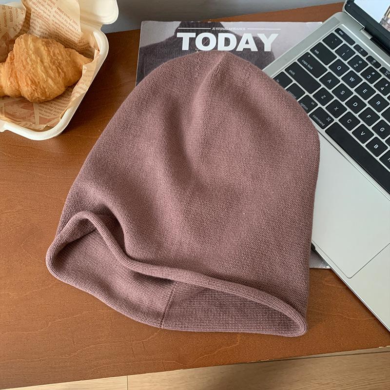 Autumn and winter hats women's cold hats big head circumference versatile knitted thin crimped outdoor stacking hats women's winter