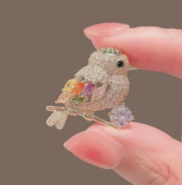 Women Fashion Panda Pins Elegant Exquisite Bird Multifunctional Flower Brooch Best Party Gift Butterfly Jewelry