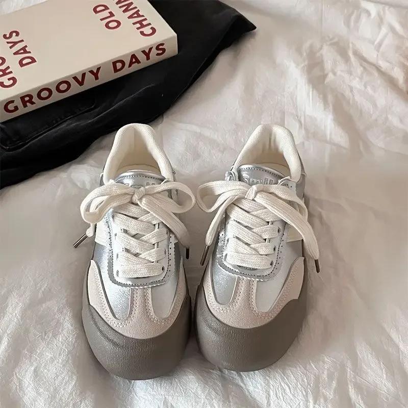 Fashion Thick-soled German Training Explosion 2025 New Mint Green and White Shoes Student Sports and Leisure Shoes Board Shoes