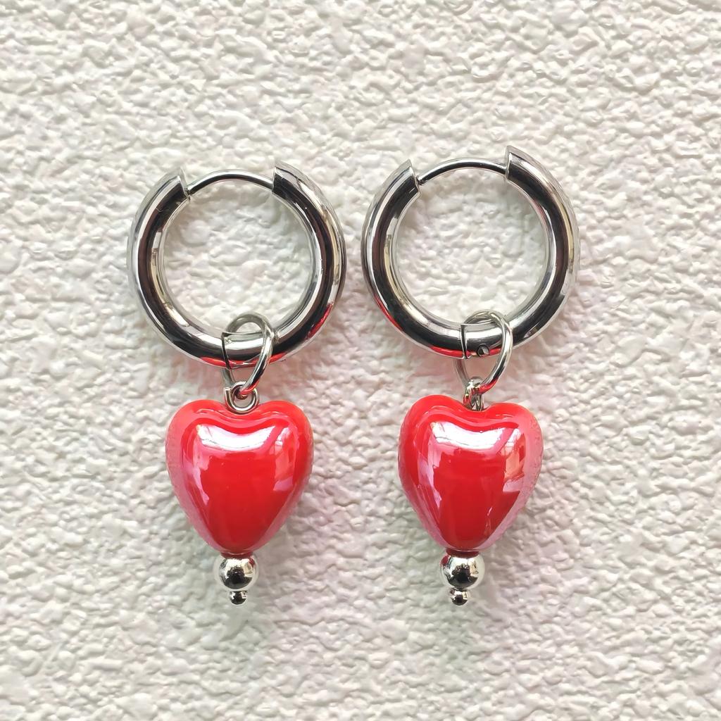 European Baroque Vintage High-end Asymmetrical Gold Color Pearl Earrings for Women Sassy Temperament Elegant Jewelry Party Gifts
